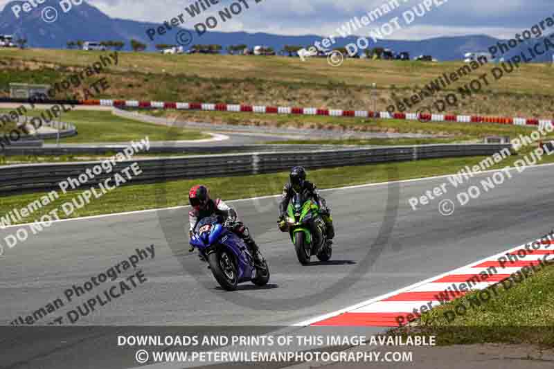 cadwell no limits trackday;cadwell park;cadwell park photographs;cadwell trackday photographs;enduro digital images;event digital images;eventdigitalimages;navarra;no limits trackdays;peter wileman photography;racing digital images;trackday digital images;trackday photos